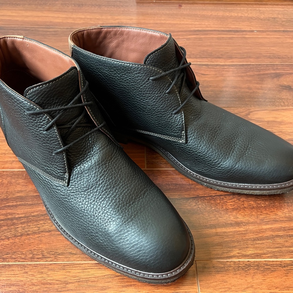 Johnston & Murphy Calder Chukka Black Tumbled Full Grain